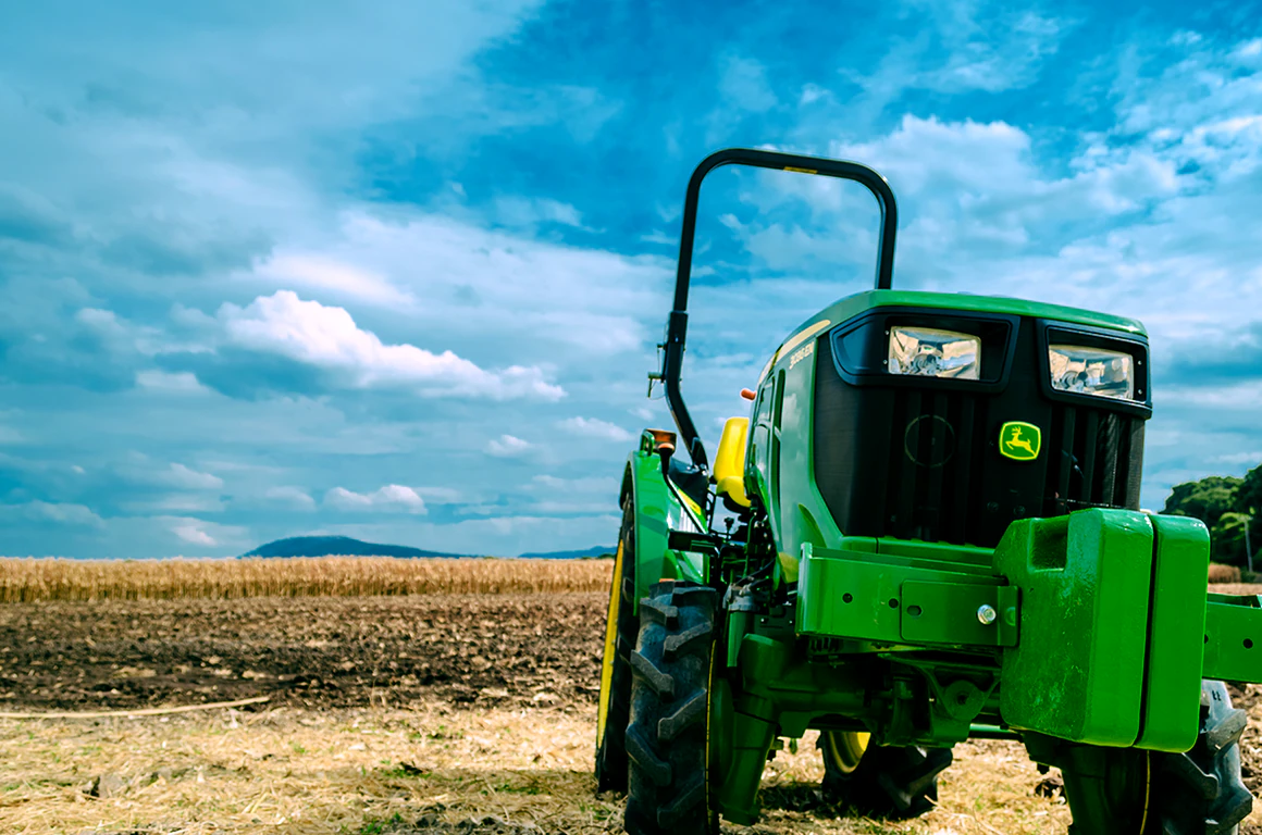 tractor_3036en_inspiracional2_large_2cc050d8f308c433e44252ae3ad08aa073863ae0